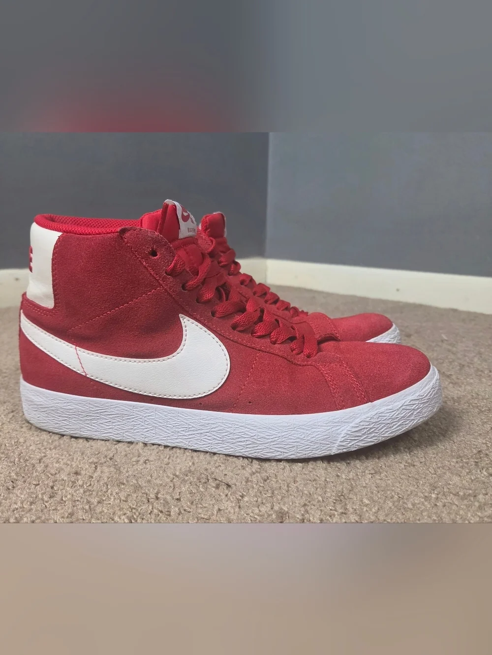 Nike SB Zoom Blazer Mid University Red/White 864349-602 US Women's 7